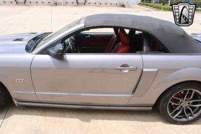 2006 Ford Mustang