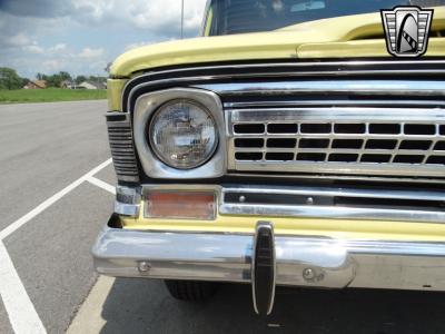 1973 Jeep Wagoneer