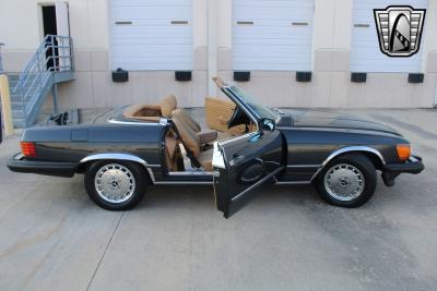 1988 Mercedes - Benz 560SL