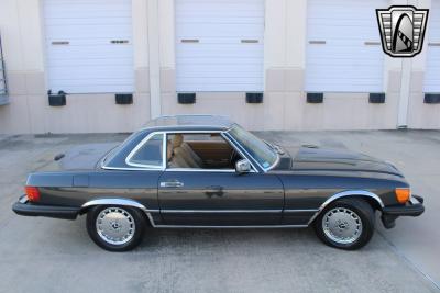 1988 Mercedes - Benz 560SL