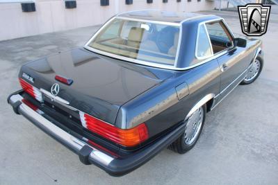 1988 Mercedes - Benz 560SL