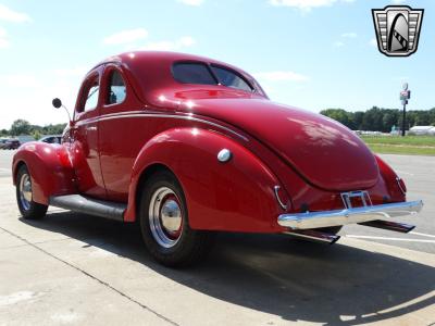 1939 Ford Deluxe