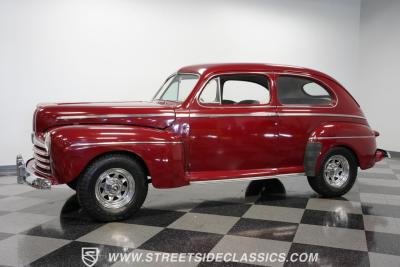 1946 Ford Super Deluxe