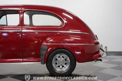 1946 Ford Super Deluxe