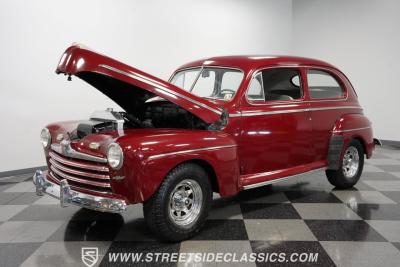 1946 Ford Super Deluxe