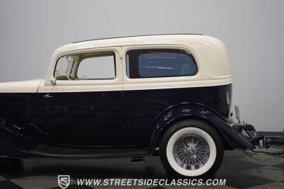 1934 Ford Tudor Streetrod