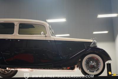 1934 Ford Tudor Streetrod