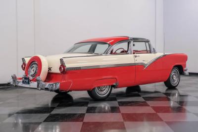 1956 Ford Fairlane Crown Victoria Skyliner