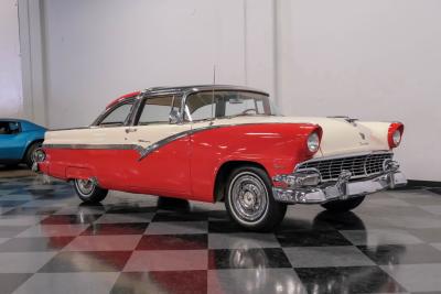 1956 Ford Fairlane Crown Victoria Skyliner