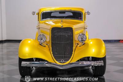 1933 Ford Victoria Streetrod with Trailer