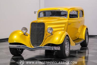 1933 Ford Victoria Streetrod with Trailer