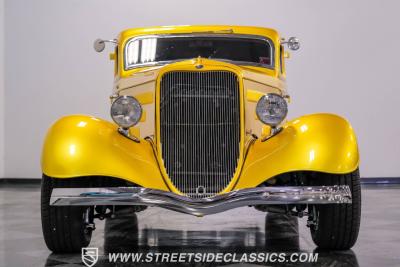 1933 Ford Victoria Streetrod with Trailer