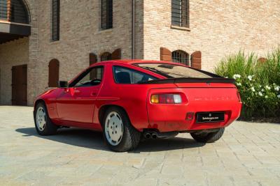 1984 Porsche 928 S