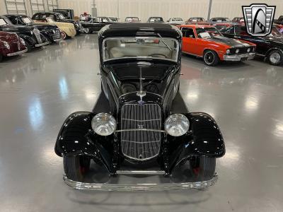 1932 Ford 3 Window Coupe