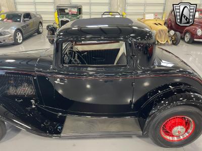 1932 Ford 3 Window Coupe