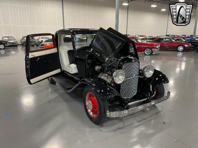 1932 Ford 3 Window Coupe