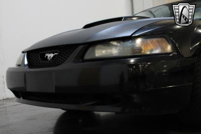 2001 Ford Mustang