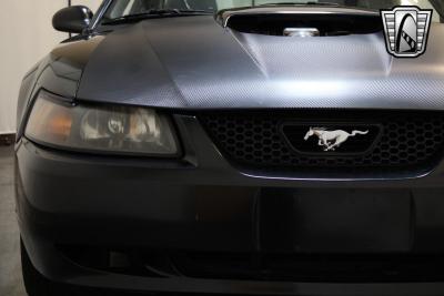 2001 Ford Mustang