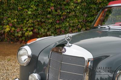 1960 Mercedes - Benz Mercedes Benz 220S Cabriolet