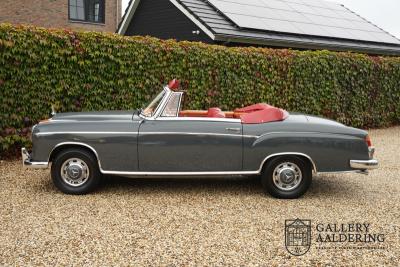 1960 Mercedes - Benz Mercedes Benz 220S Cabriolet