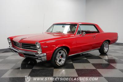 1965 Pontiac Tempest Custom