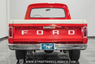 1965 Ford F-100