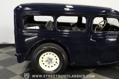 1935 Ford Deluxe Custom Panel