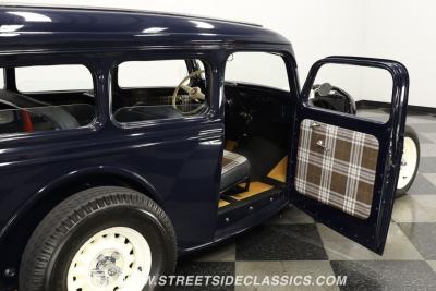 1935 Ford Deluxe Custom Panel