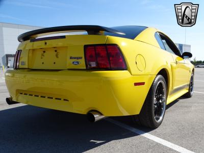 2004 Ford Mustang