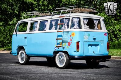 1990 Volkswagen Bus