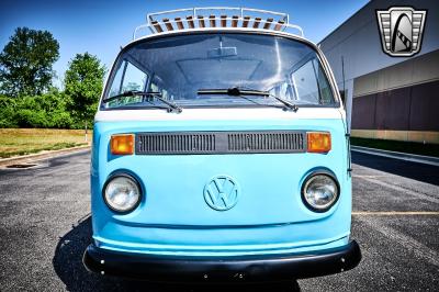 1990 Volkswagen Bus