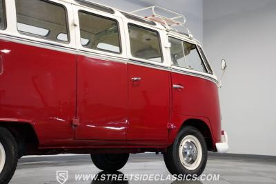 1971 Volkswagen Type 2 23 Window Deluxe