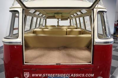 1971 Volkswagen Type 2 23 Window Deluxe