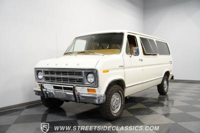 1977 Ford Econoline Custom Camper