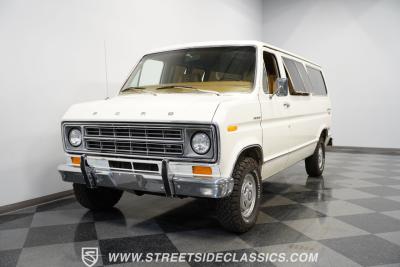 1977 Ford Econoline Custom Camper