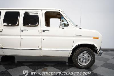 1977 Ford Econoline Custom Camper