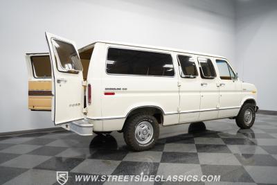 1977 Ford Econoline Custom Camper