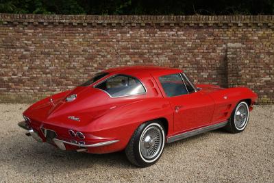 1963 Corvette C2 Sting Ray Split Window