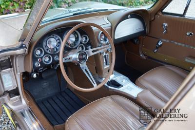 1963 Corvette C2 Sting Ray Coup&eacute; Split window