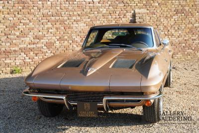 1963 Corvette C2 Sting Ray Coup&eacute; Split window