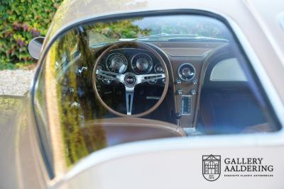 1963 Corvette C2 Sting Ray Coup&eacute; Split window