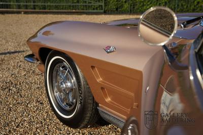 1963 Corvette C2 Sting Ray Coup&eacute; Split window