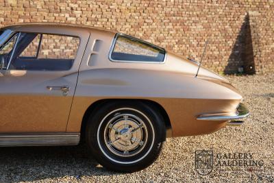 1963 Corvette C2 Sting Ray Coup&eacute; Split window