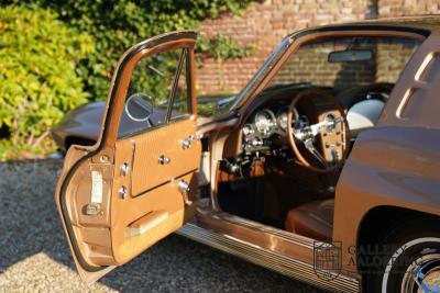 1963 Corvette C2 Sting Ray Coup&eacute; Split window