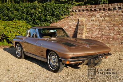 1963 Corvette C2 Sting Ray Coup&eacute; Split window