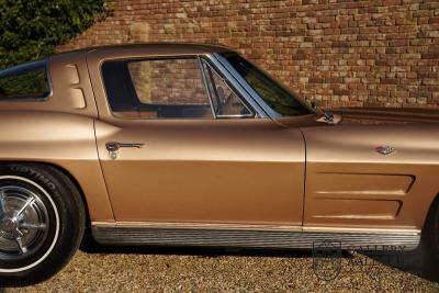 1963 Corvette C2 Sting Ray Coup&eacute; Split window