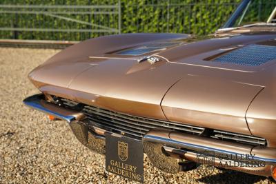 1963 Corvette C2 Sting Ray Coup&eacute; Split window