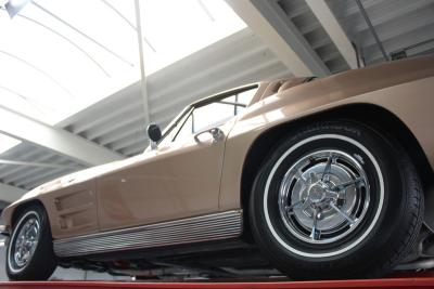 1963 Corvette C2 Sting Ray Coup&eacute; Split window