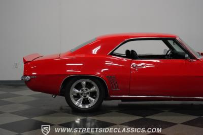 1969 Chevrolet Camaro SS 454 Tribute