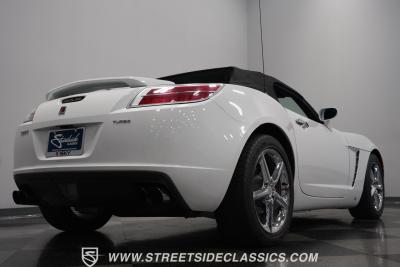 2007 Saturn Sky  Red Line